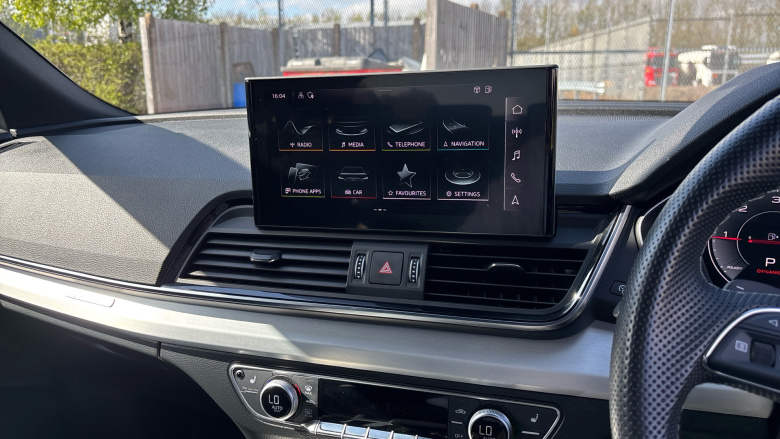 Audi Q5 40 TDI Quattro S Line 5dr S Tronic Diesel Estate